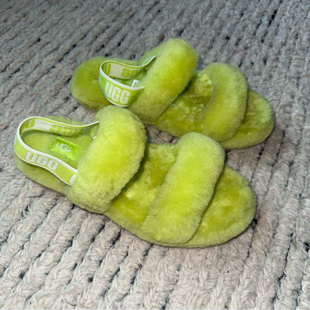 UGG Vibrant Green lamb fur Fluffy Slippers size 5